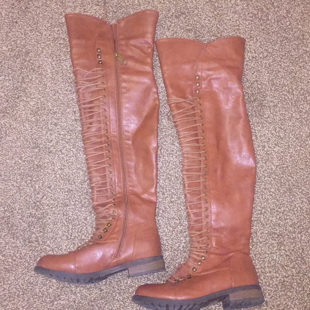 Thigh high boots only worn ONCE